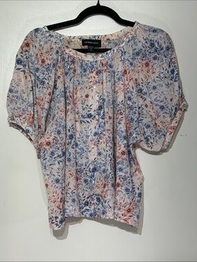 Fifteen Twenty Blue & Red Floral Short Sleeve Blouse Size Small